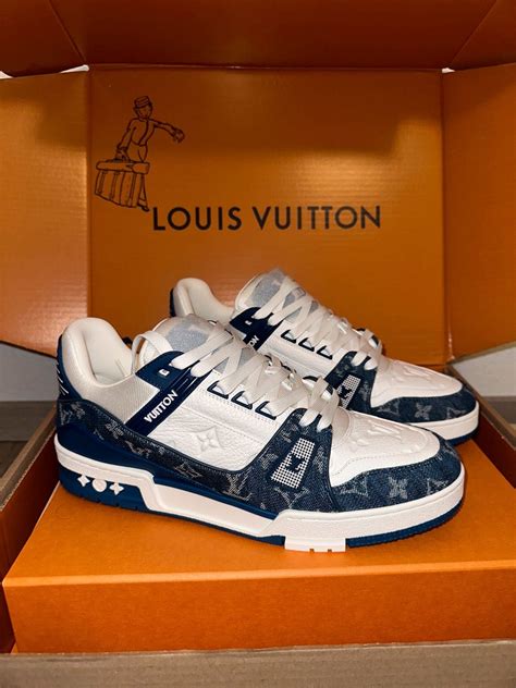 lv trainer pandabuy